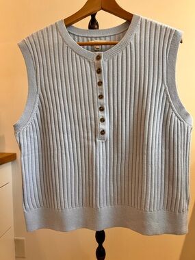 RW&CO. Light Blue Sleeveless Ribbed Henley Sweater Vest